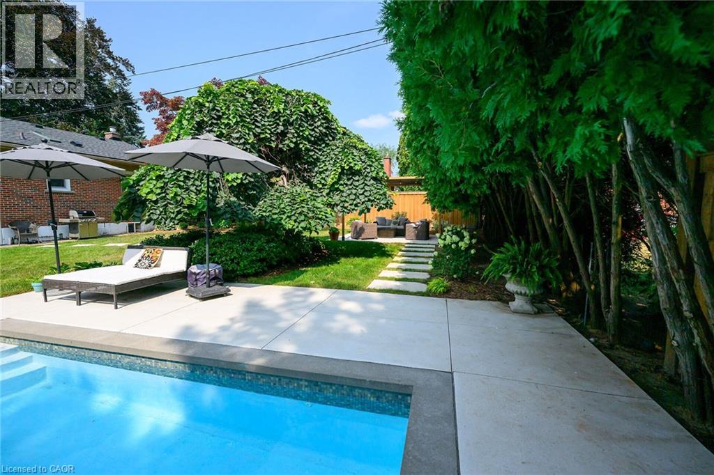 655 Gayne Boulevard, Burlington, Ontario  L7T 3V8 - Photo 3 - 40761165