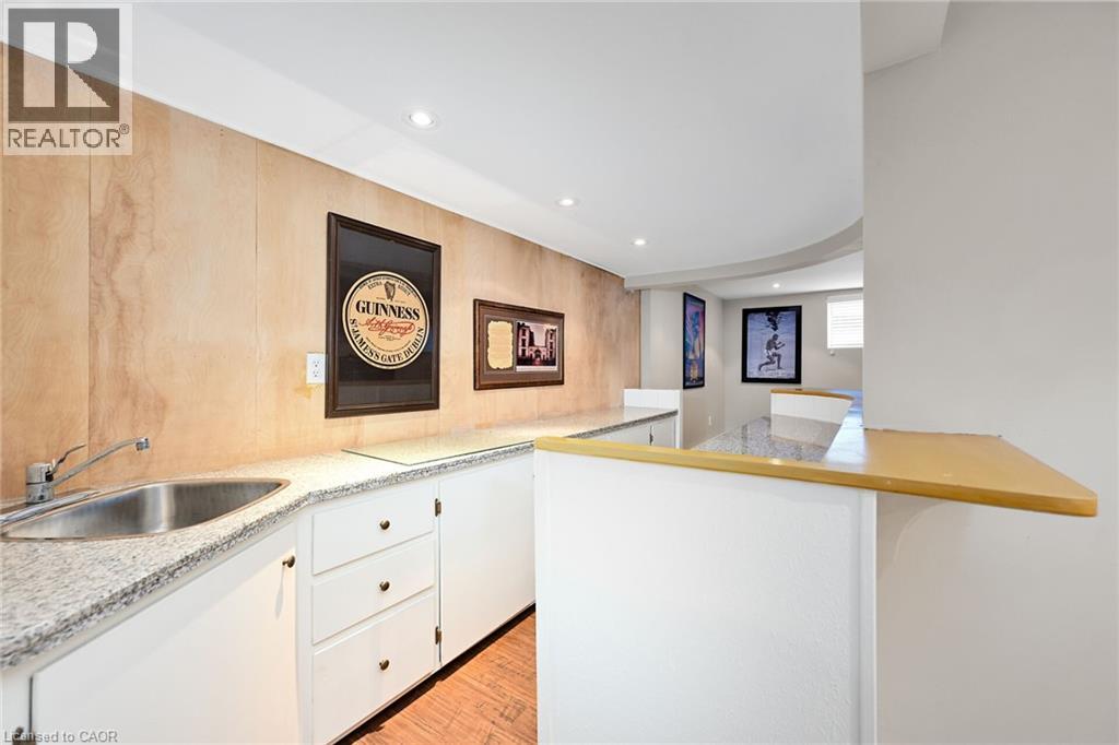 655 Gayne Boulevard, Burlington, Ontario  L7T 3V8 - Photo 35 - 40761165