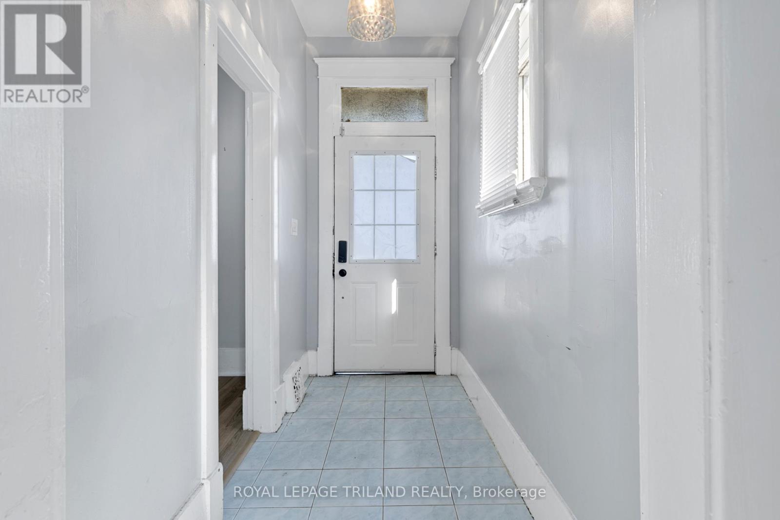 633 Hamilton Road, London East, Ontario  N5Z 1T1 - Photo 4 - X12557626