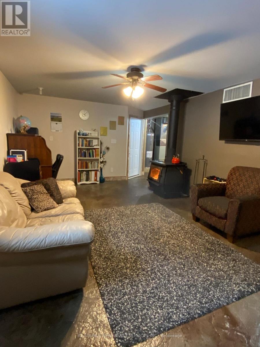 128 Pipeline Road, Thunder Bay, Ontario  P0T 2Y0 - Photo 20 - X12557580