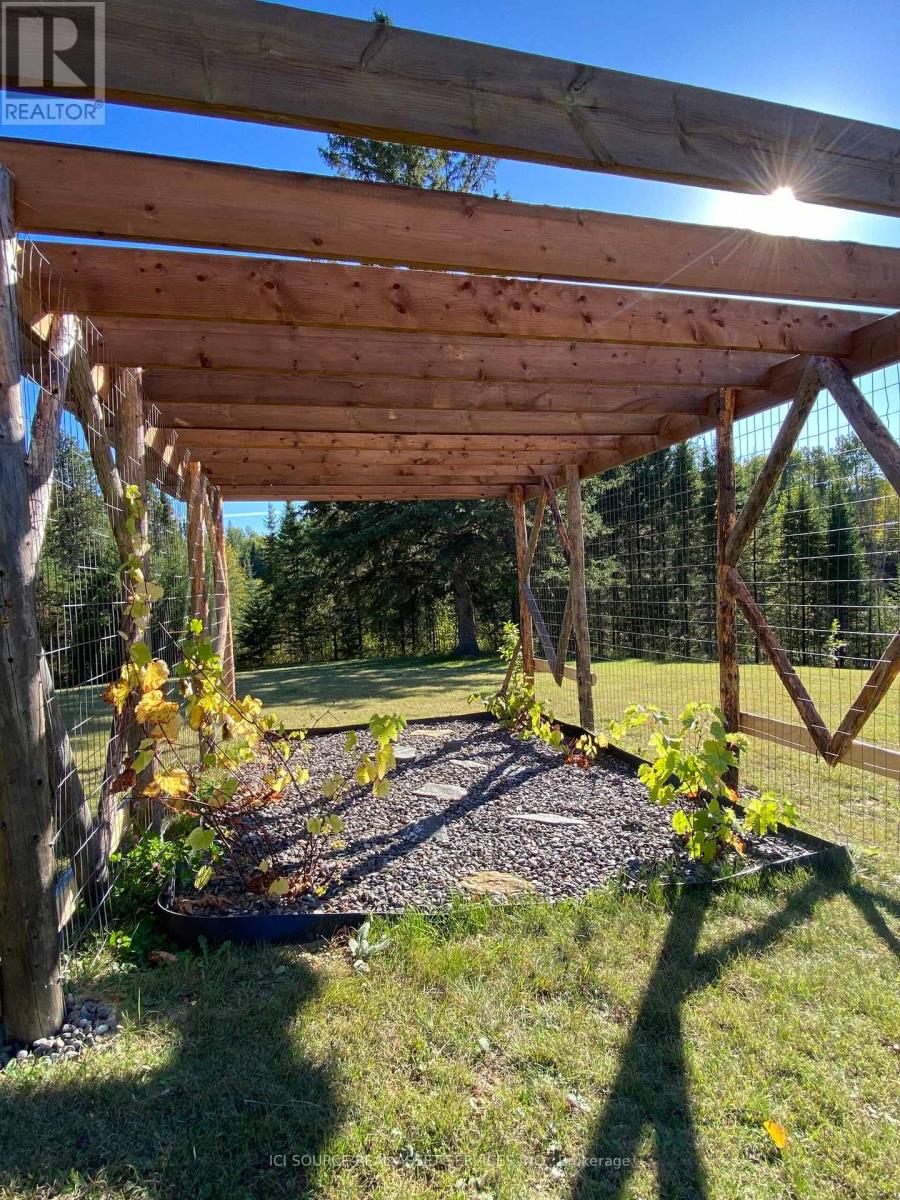 128 Pipeline Road, Thunder Bay, Ontario  P0T 2Y0 - Photo 31 - X12557580