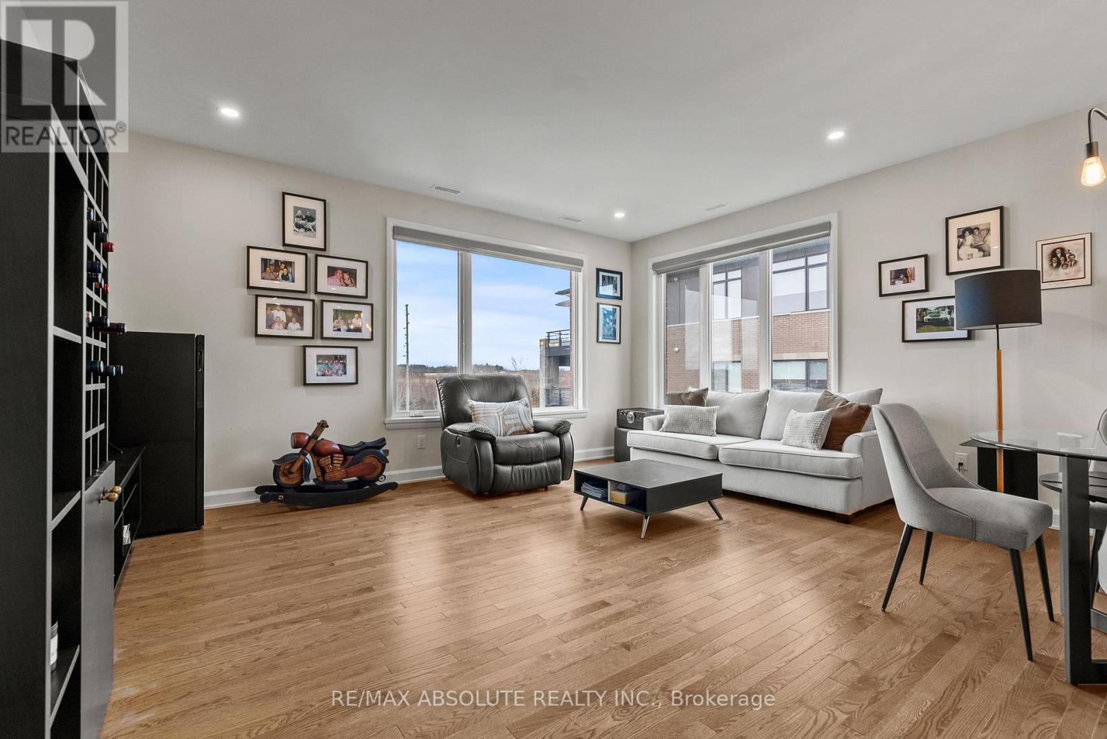 205 - 180 Boundstone Way, Ottawa, Ontario  K2T 0M9 - Photo 6 - X12557648