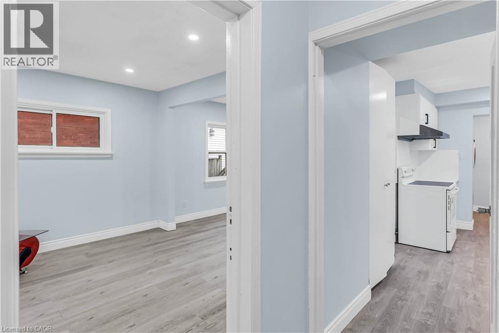 392 S Victoria Street S, Kitchener, Ontario N2M 3A5 - Photo 11 - 40788929