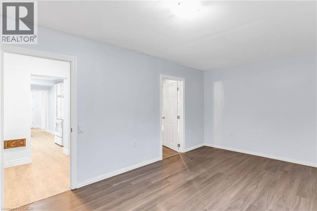 392 S Victoria Street S, Kitchener, Ontario N2M 3A5 - Photo 23 - 40788929