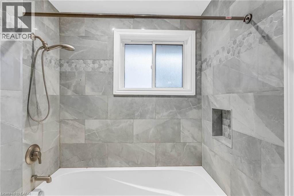 392 S Victoria Street S, Kitchener, Ontario N2M 3A5 - Photo 27 - 40788929