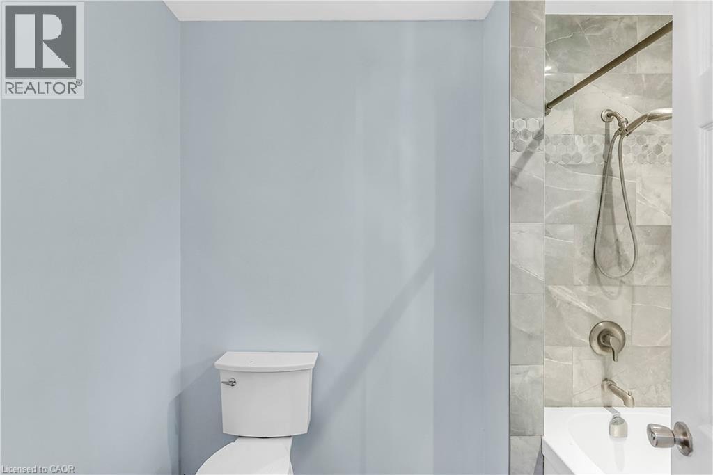 392 S Victoria Street S, Kitchener, Ontario N2M 3A5 - Photo 28 - 40788929