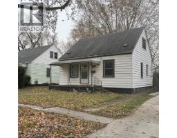 2351 Elsmere, Windsor, Ontario