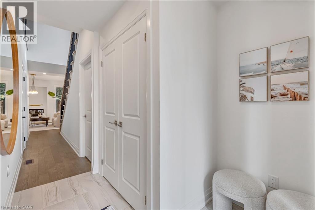 3394 Carter Common, Burlington, Ontario  L7M 3R9 - Photo 5 - 40773872