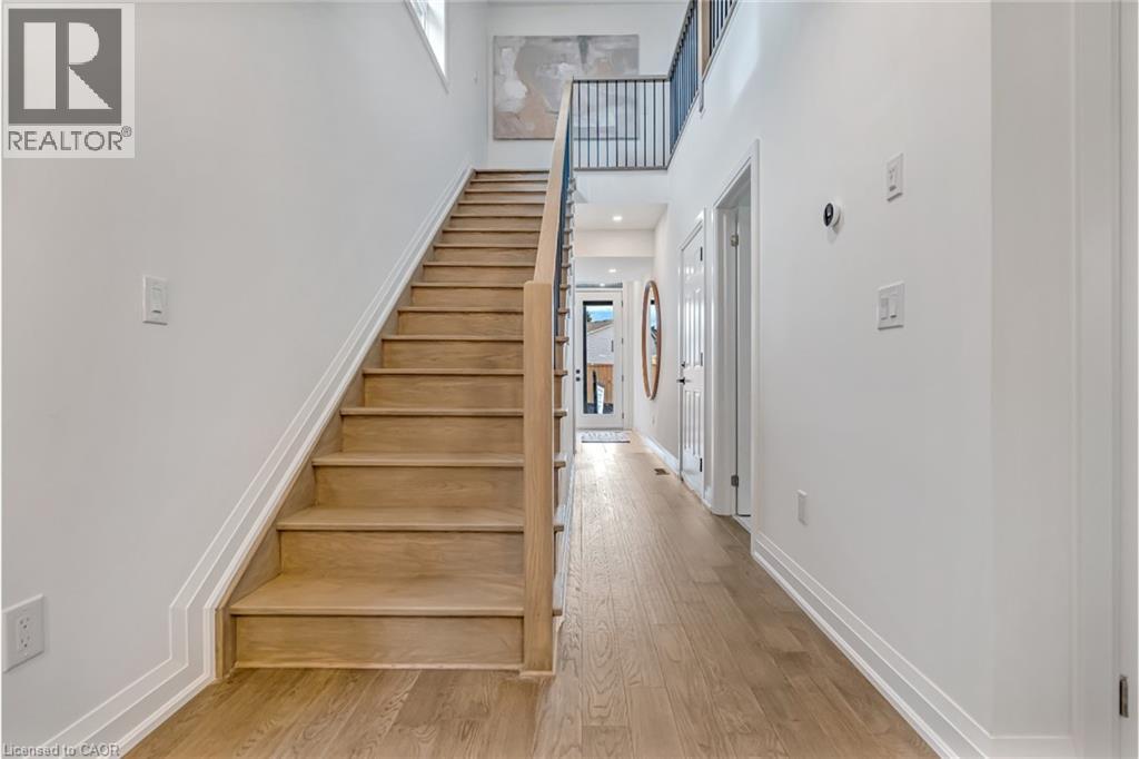 3394 Carter Common, Burlington, Ontario  L7M 3R9 - Photo 7 - 40773872