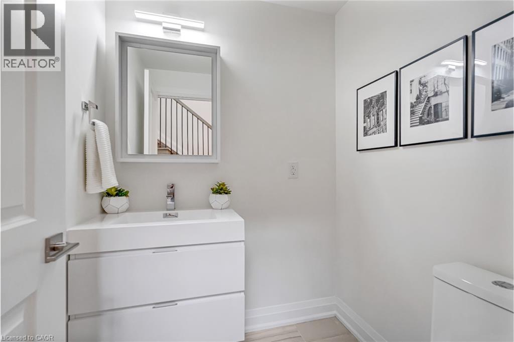 3394 Carter Common, Burlington, Ontario  L7M 3R9 - Photo 6 - 40773872