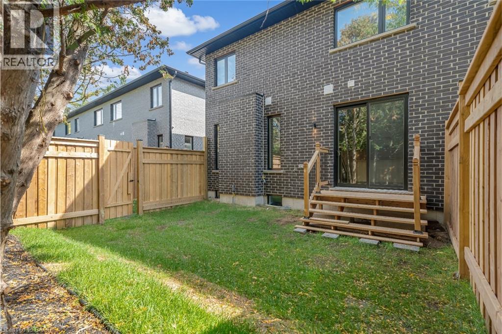 3394 Carter Common, Burlington, Ontario  L7M 3R9 - Photo 39 - 40773872