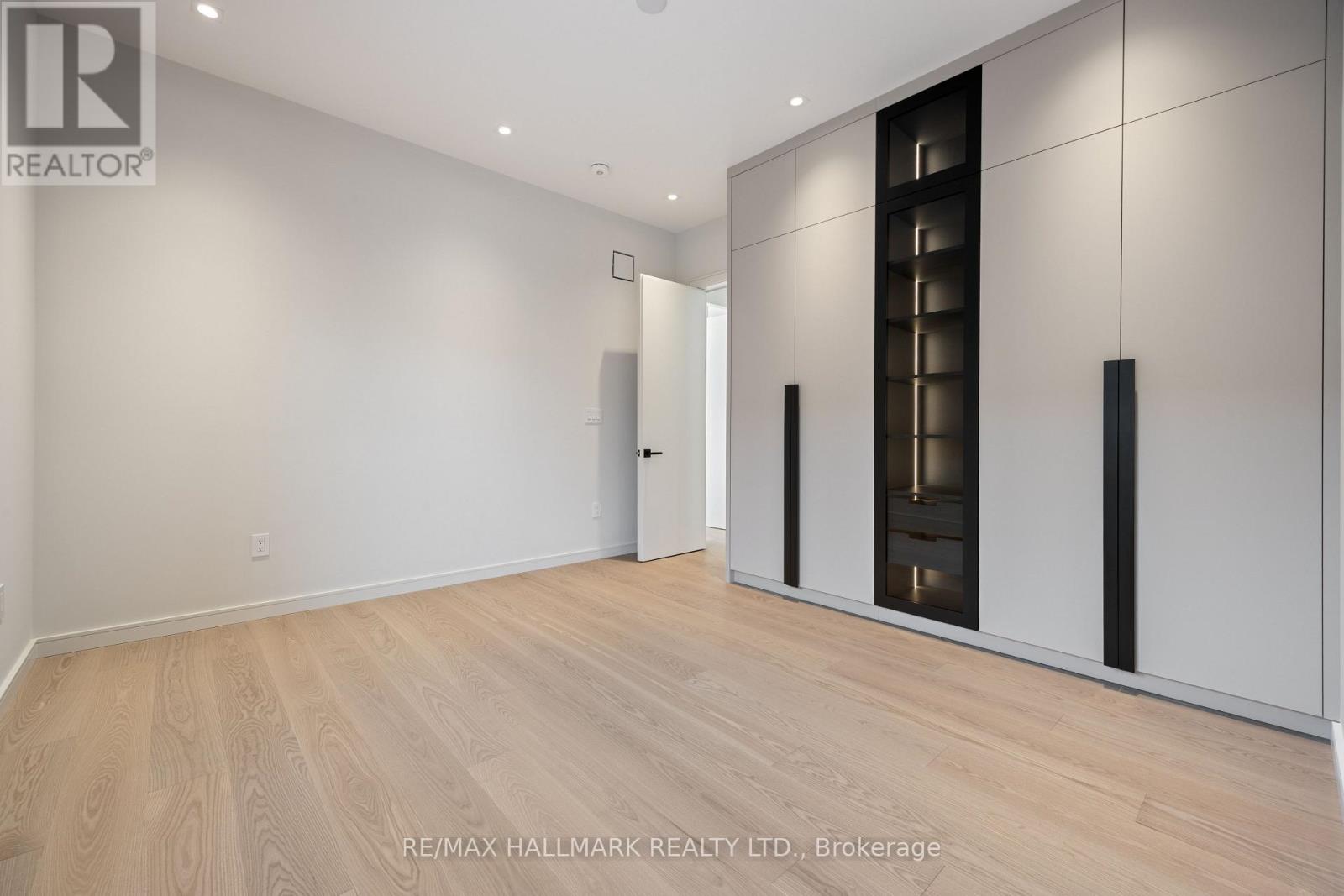 652 Bedford Park Avenue, Toronto, Ontario  M5M 1K4 - Photo 30 - C12557628