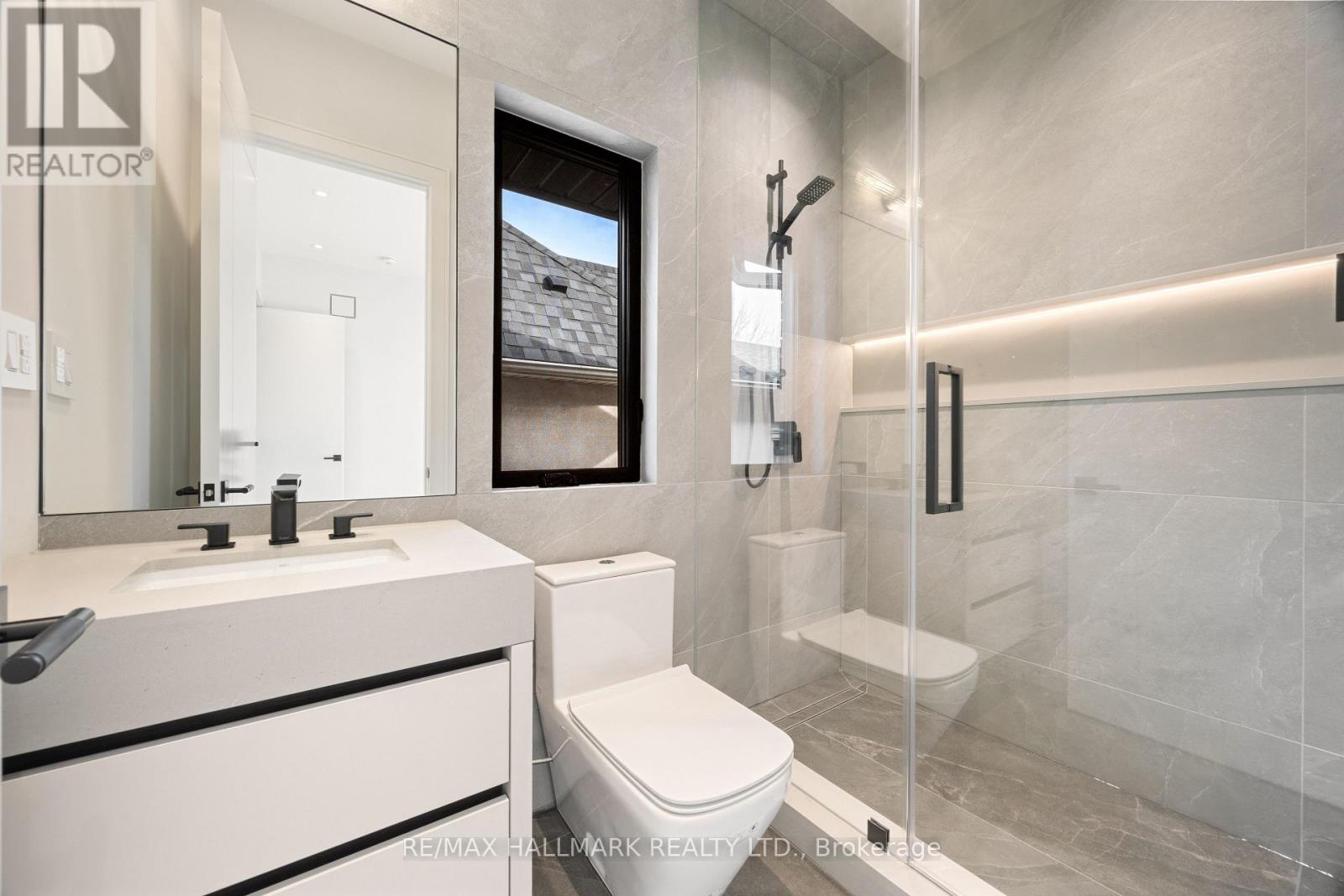 652 Bedford Park Avenue, Toronto, Ontario  M5M 1K4 - Photo 31 - C12557628