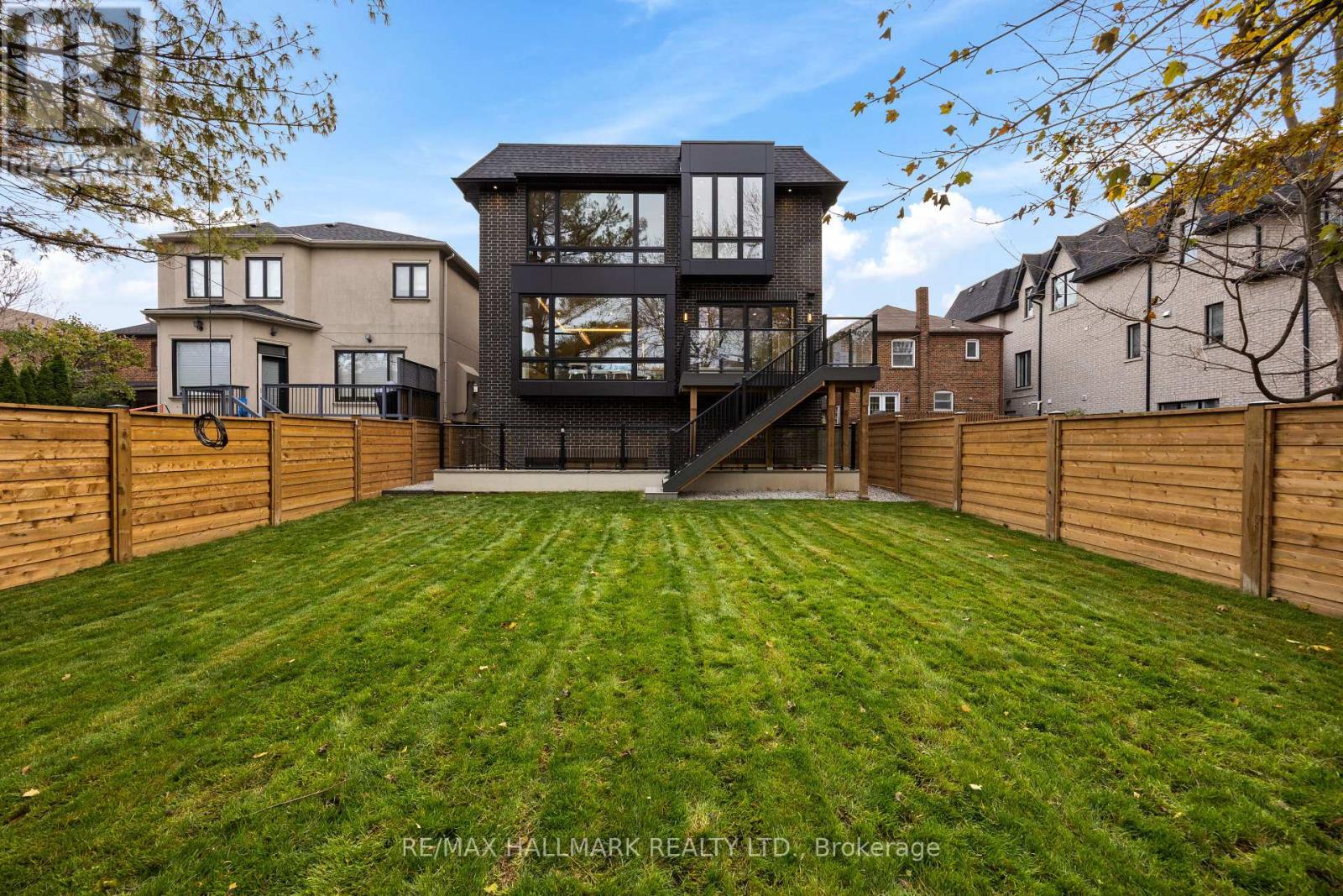 652 Bedford Park Avenue, Toronto, Ontario  M5M 1K4 - Photo 46 - C12557628
