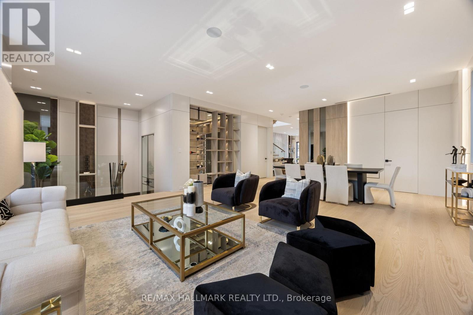 652 Bedford Park Avenue, Toronto, Ontario  M5M 1K4 - Photo 8 - C12557628