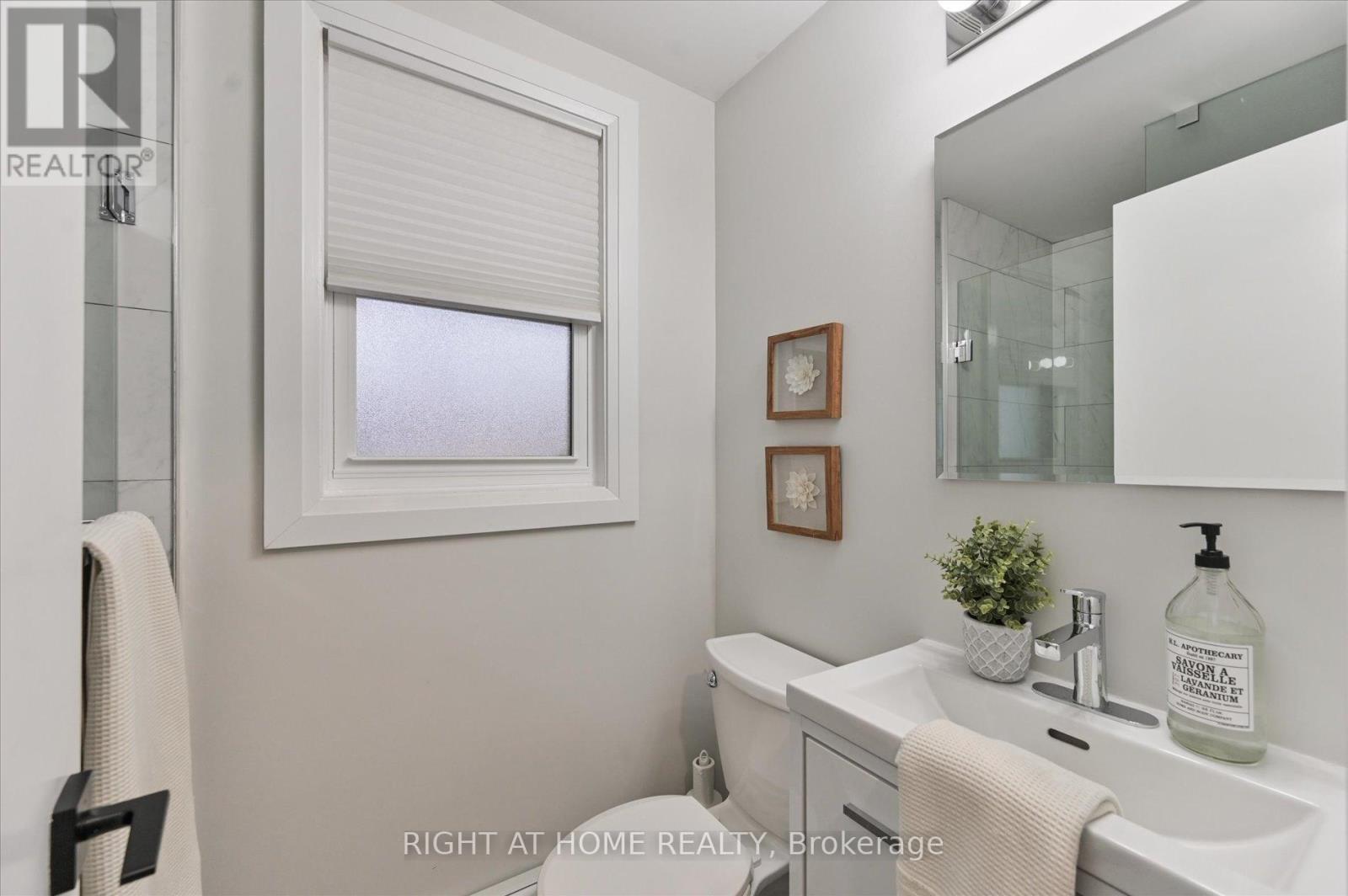 173 Wishing Well Drive, Toronto, Ontario  M1T 1K3 - Photo 15 - E12557616