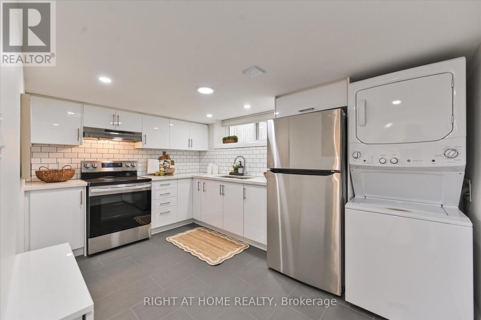 173 Wishing Well Drive, Toronto, Ontario  M1T 1K3 - Photo 17 - E12557616