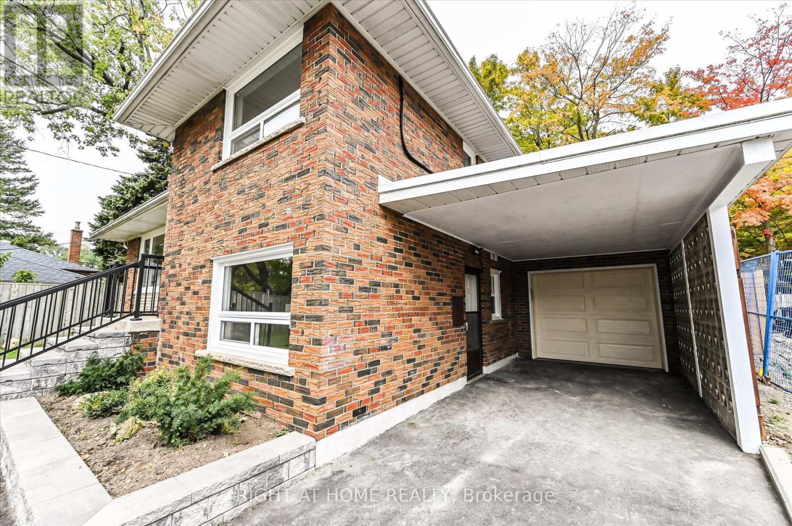 173 Wishing Well Drive, Toronto, Ontario  M1T 1K3 - Photo 2 - E12557616