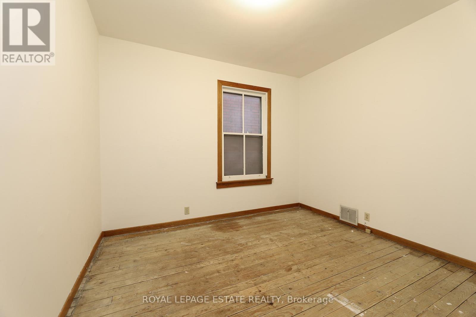 22 Galt Avenue, Toronto, Ontario  M4M 2Z1 - Photo 23 - E12557630