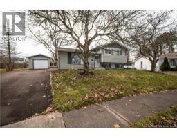 102 Notingham Drive, Moncton, Ca