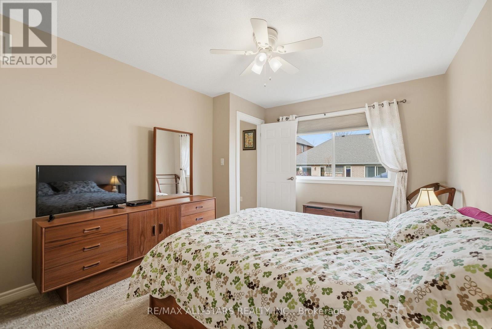 51 Oakside Drive, Uxbridge, Ontario  L9P 2A5 - Photo 16 - N12557640