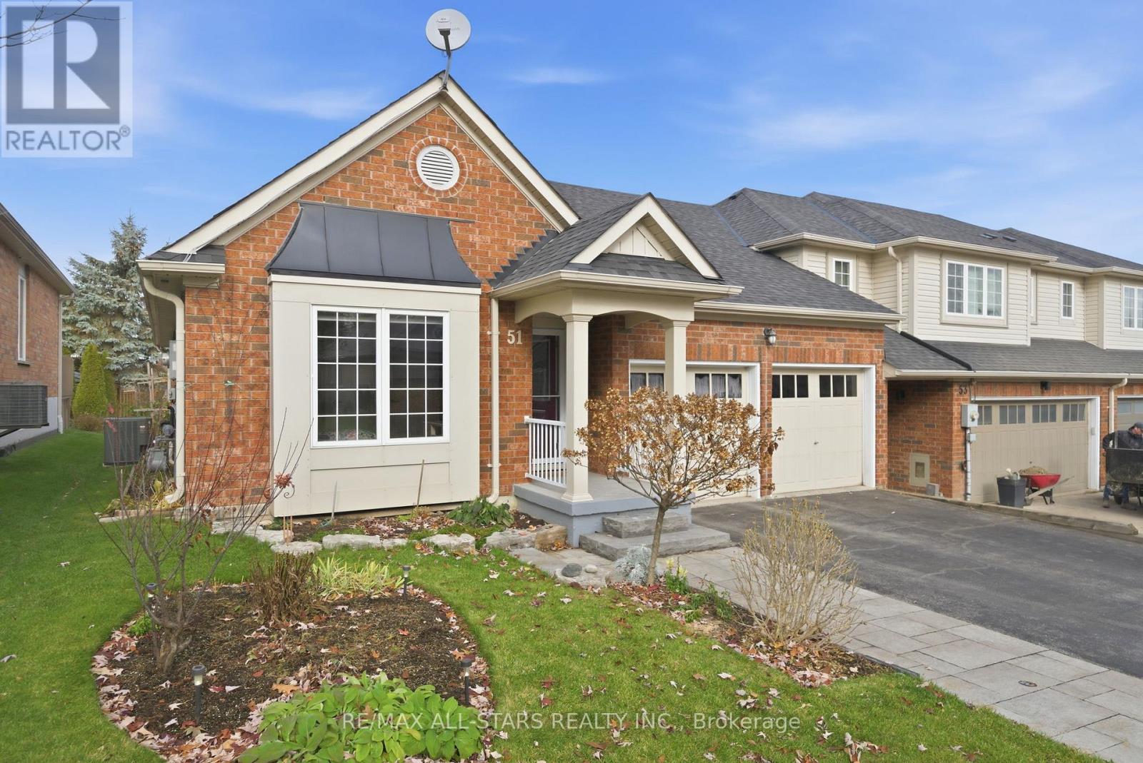 51 Oakside Drive, Uxbridge, Ontario  L9P 2A5 - Photo 3 - N12557640