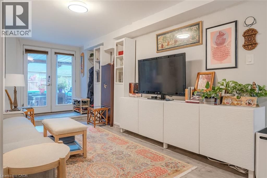 97 Pirie Drive Unit# Lower, Dundas, Ontario  L9H 6Y2 - Photo 4 - 40781249