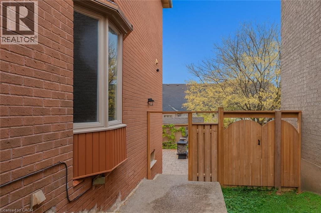 97 Pirie Drive Unit# Lower, Dundas, Ontario  L9H 6Y2 - Photo 2 - 40781249