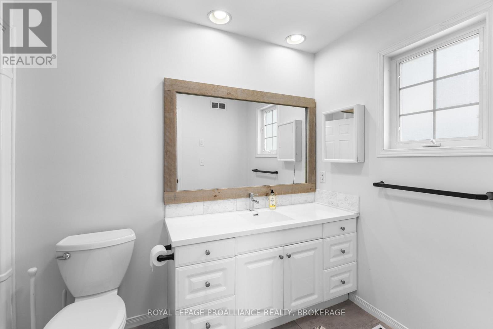 343 Sunrise Crescent, Kingston, Ontario  K7M 8A5 - Photo 20 - X12557668