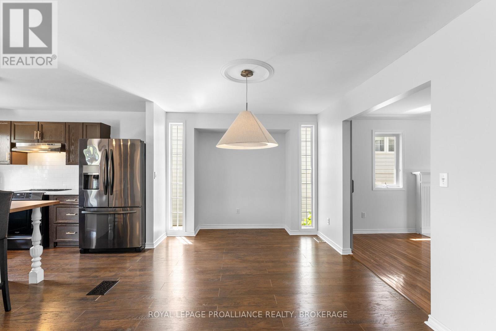 343 Sunrise Crescent, Kingston, Ontario  K7M 8A5 - Photo 7 - X12557668