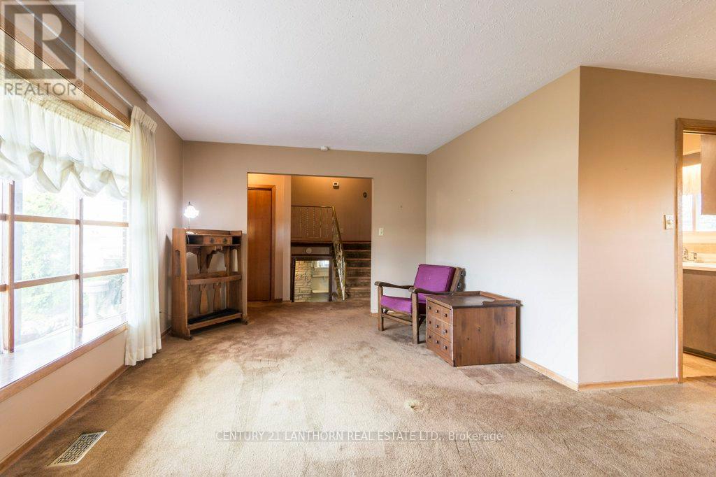 44 Burns Avenue, Quinte West, Ontario  K8R 1G2 - Photo 10 - X12557670