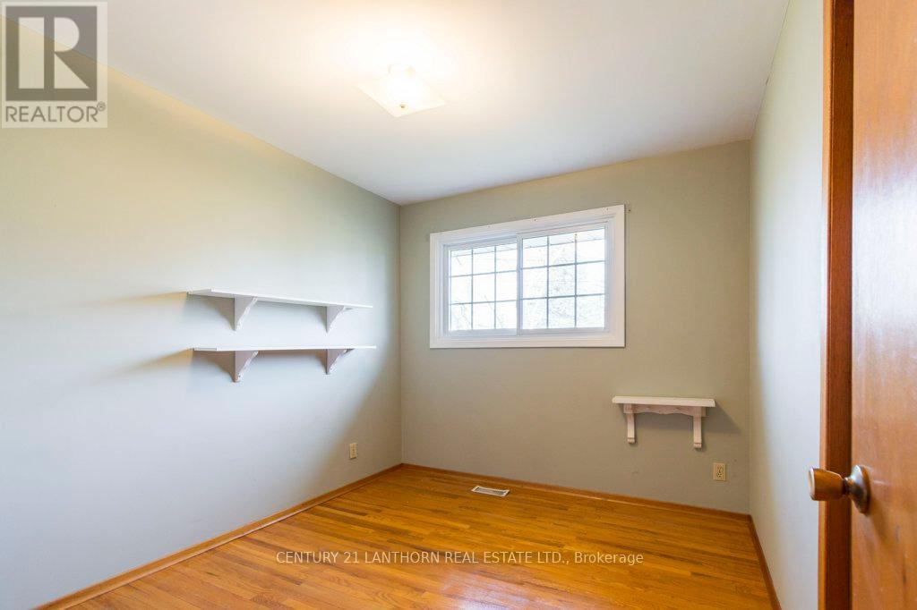 44 Burns Avenue, Quinte West, Ontario  K8R 1G2 - Photo 21 - X12557670