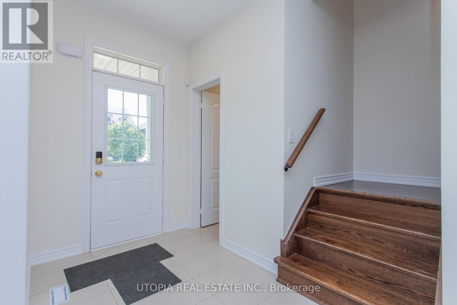 5409 Tenth Line W, Mississauga, Ontario  L5M 0V7 - Photo 2 - W12557622