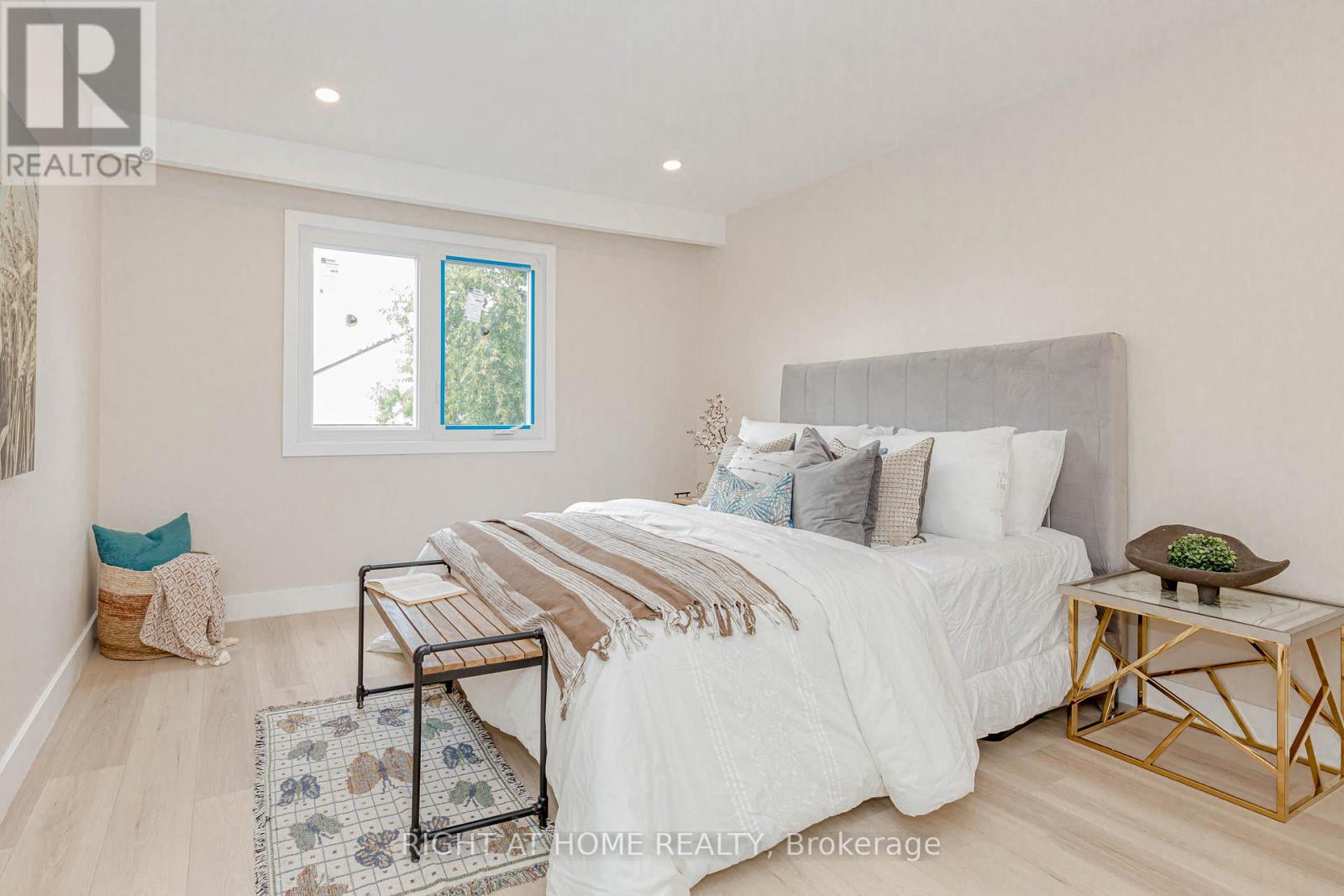 6 Bryant Court, Brampton, Ontario  L6X 2T1 - Photo 27 - W12557642