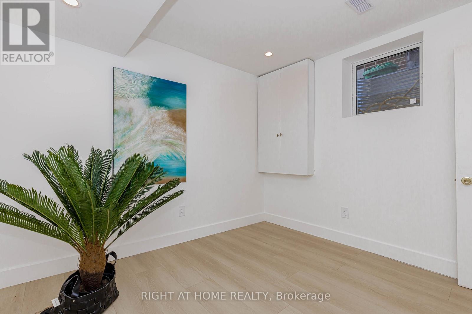 6 Bryant Court, Brampton, Ontario  L6X 2T1 - Photo 44 - W12557642