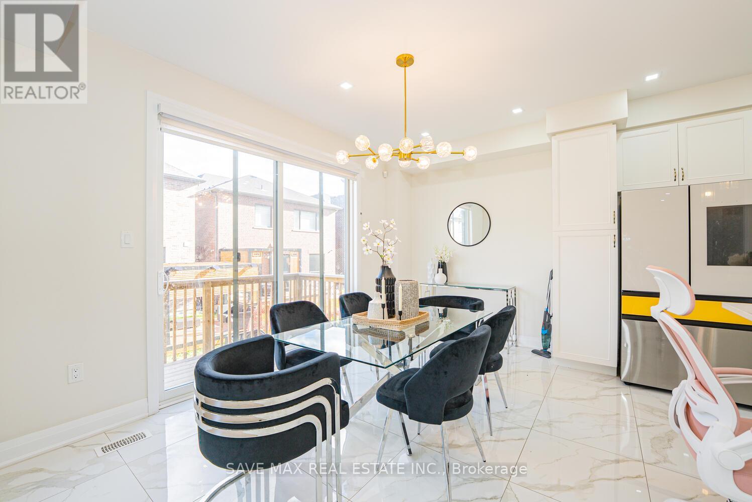 53 Lipscott Drive, Caledon, Ontario  L7C 4K1 - Photo 17 - W12557646