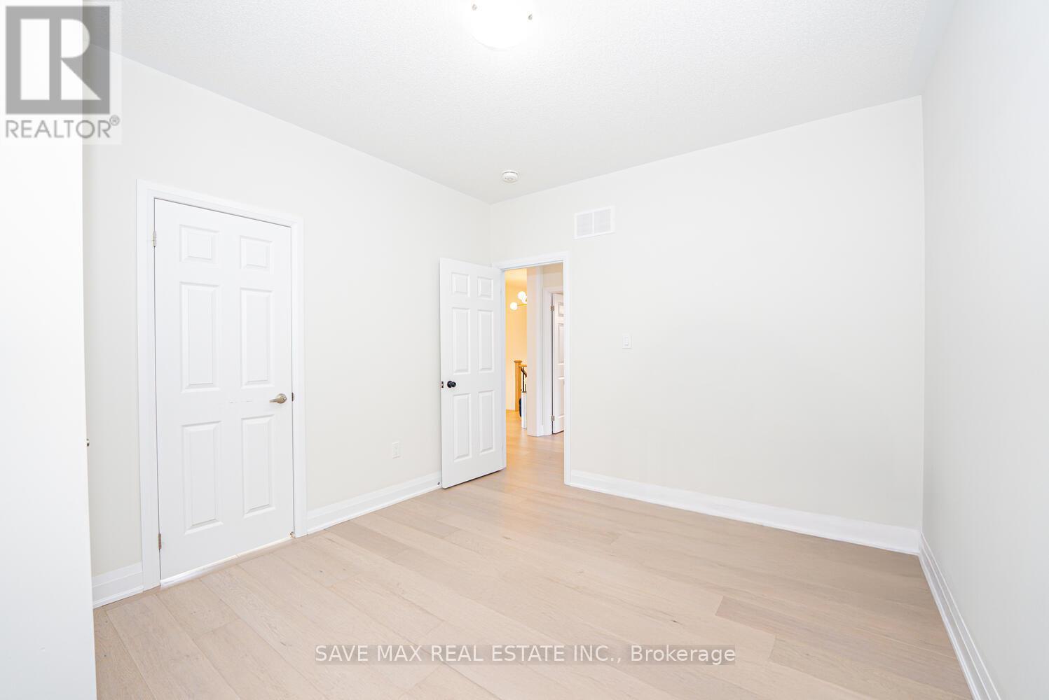 53 Lipscott Drive, Caledon, Ontario  L7C 4K1 - Photo 33 - W12557646