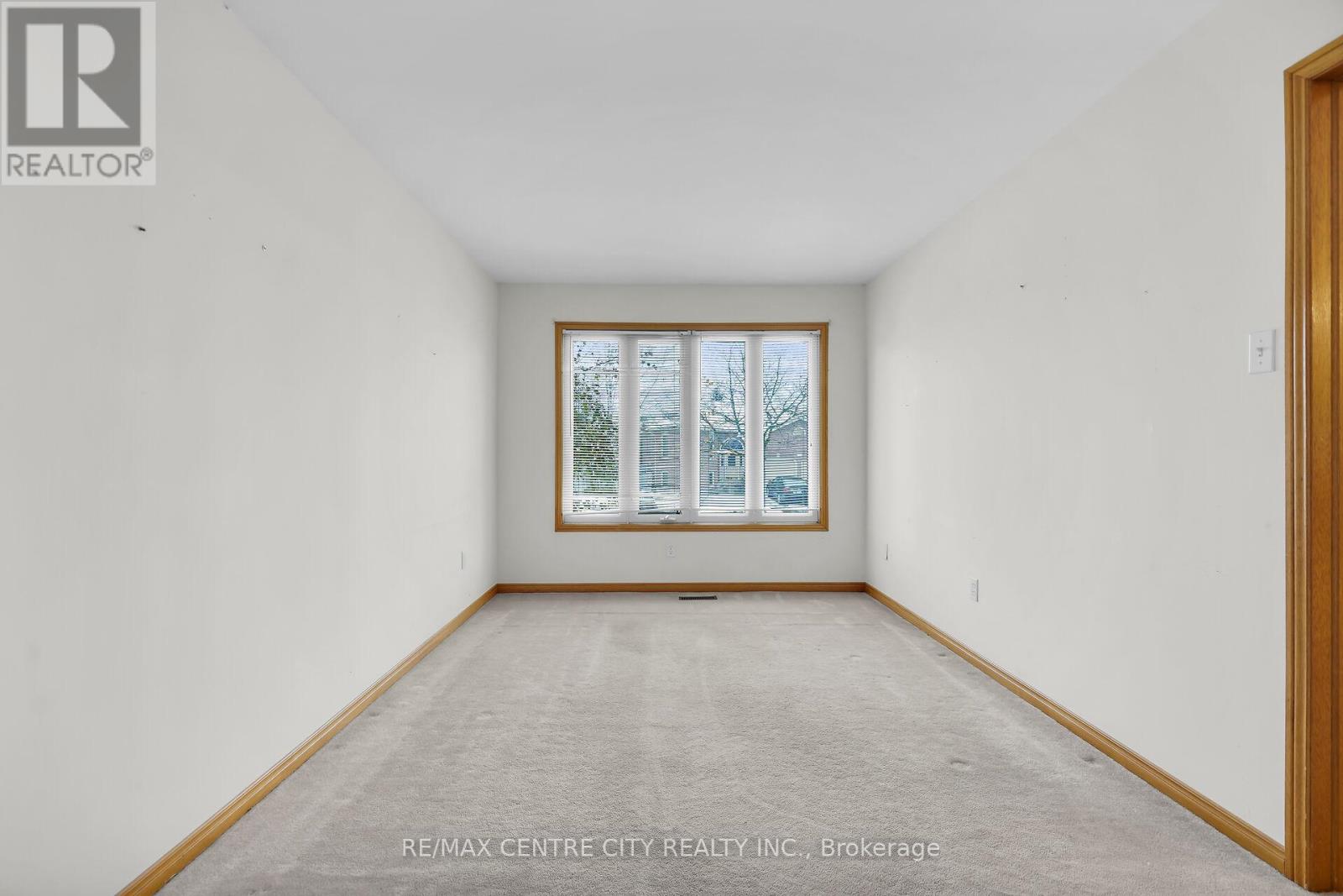 47 Stonehenge Road, London East, Ontario  N5V 4M6 - Photo 17 - X12557706