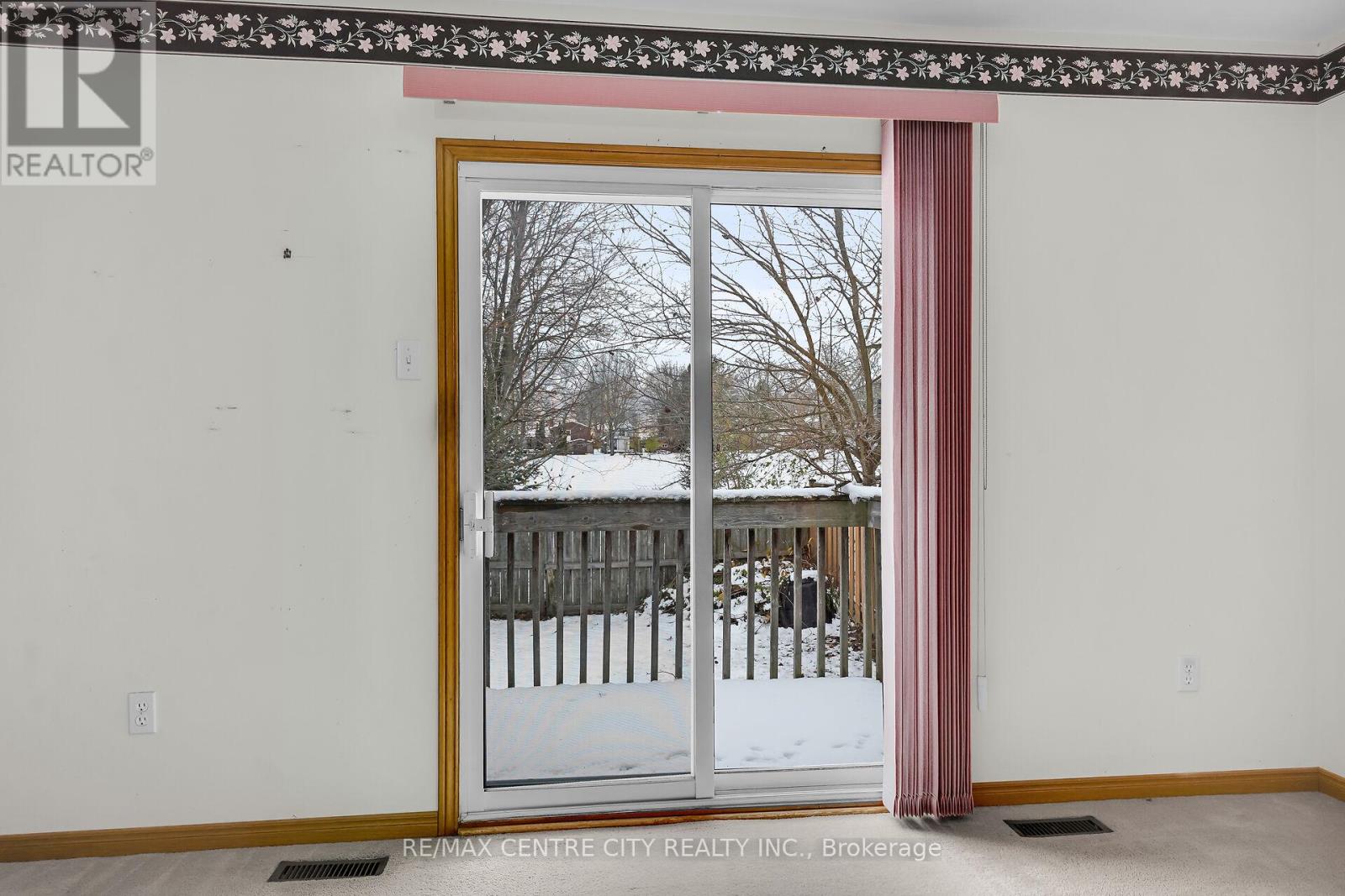 47 Stonehenge Road, London East, Ontario  N5V 4M6 - Photo 21 - X12557706