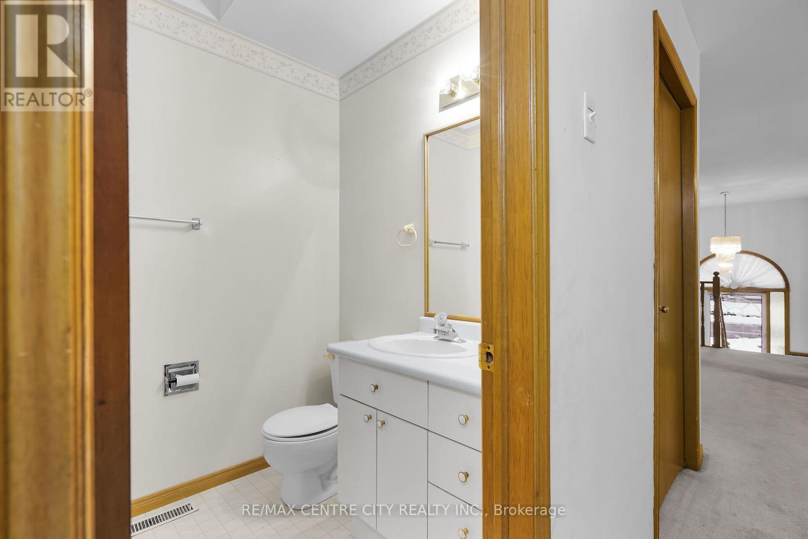 47 Stonehenge Road, London East, Ontario  N5V 4M6 - Photo 30 - X12557706