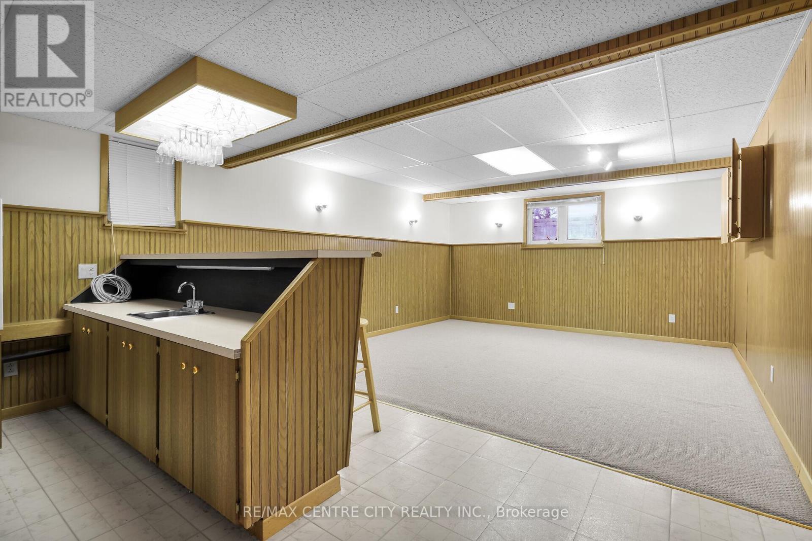 47 Stonehenge Road, London East, Ontario  N5V 4M6 - Photo 35 - X12557706