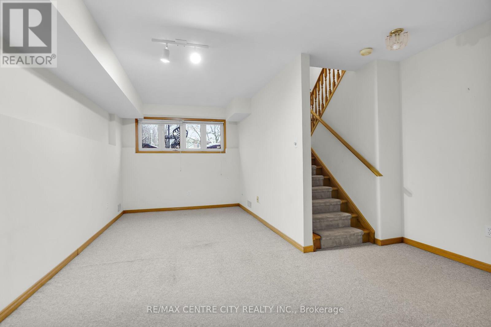 47 Stonehenge Road, London East, Ontario  N5V 4M6 - Photo 43 - X12557706