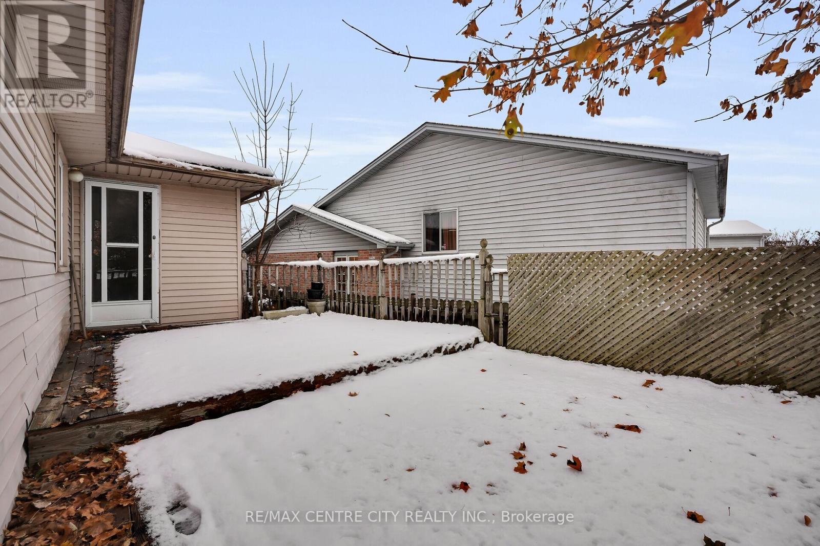 47 Stonehenge Road, London East, Ontario  N5V 4M6 - Photo 45 - X12557706