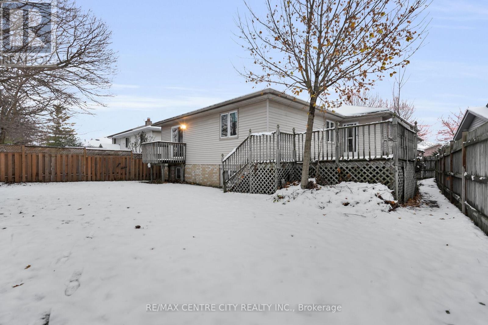 47 Stonehenge Road, London East, Ontario  N5V 4M6 - Photo 48 - X12557706