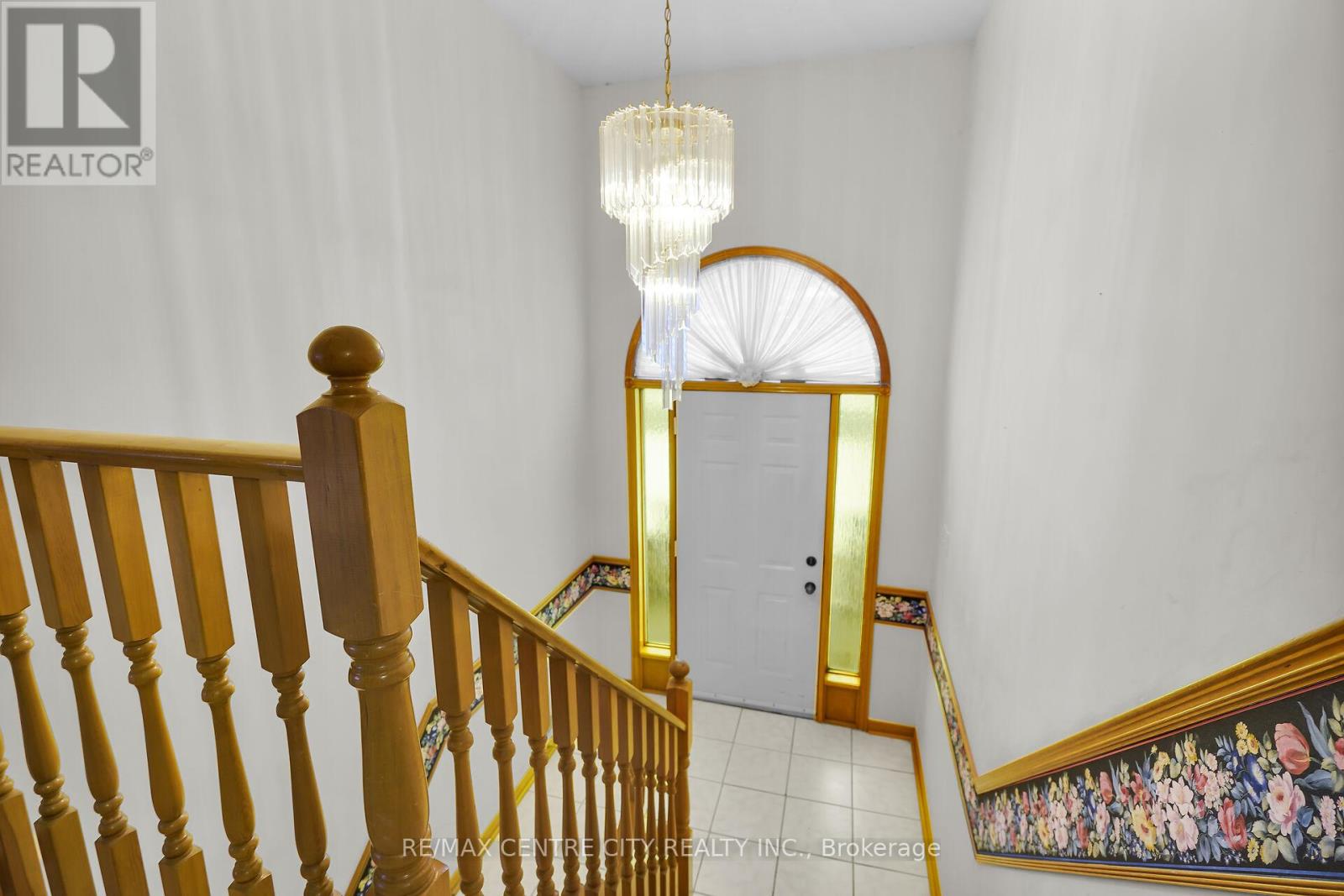 47 Stonehenge Road, London East, Ontario  N5V 4M6 - Photo 6 - X12557706