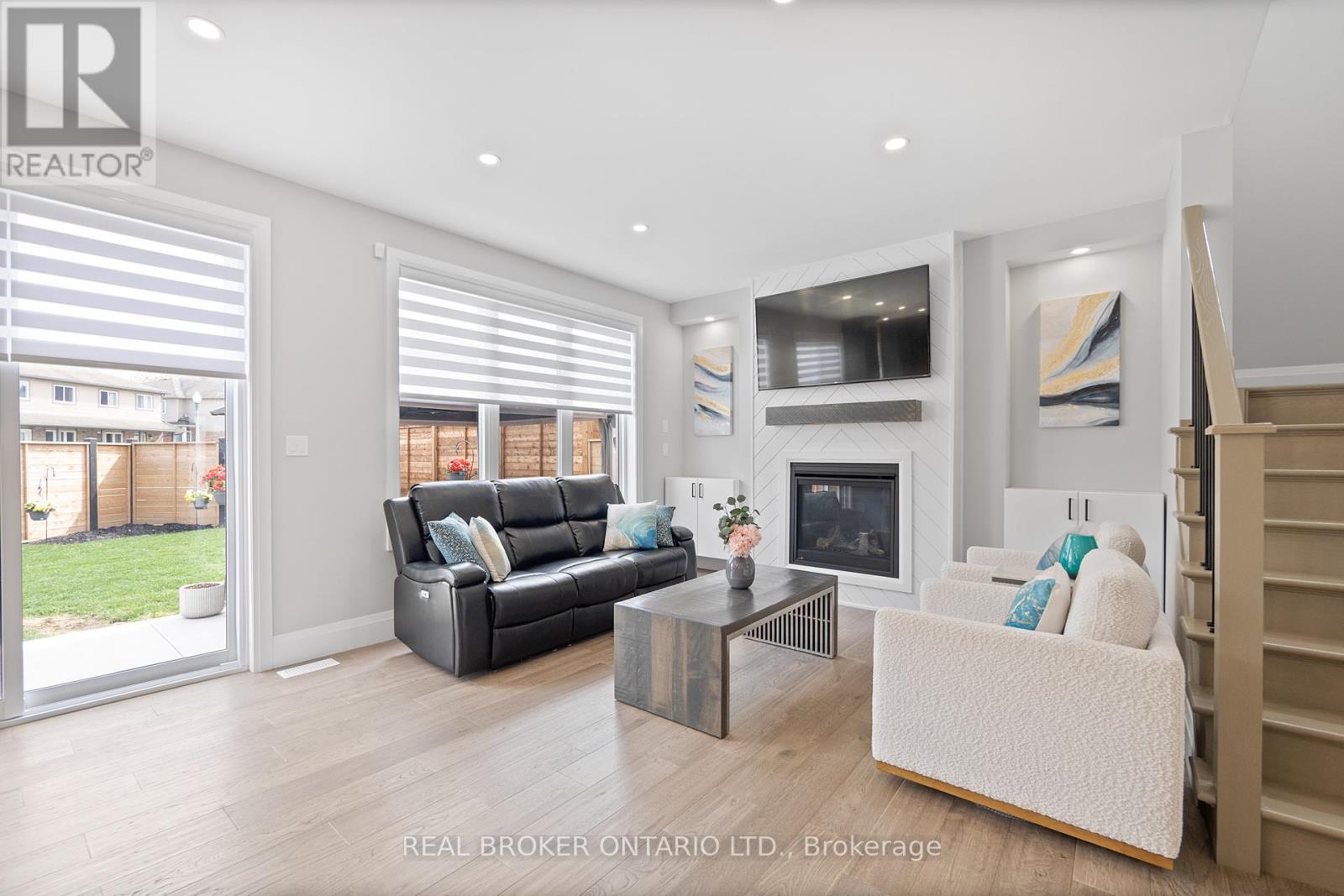 610 Conners Drive, North Perth, Ontario  N4W 0J3 - Photo 19 - X12389005