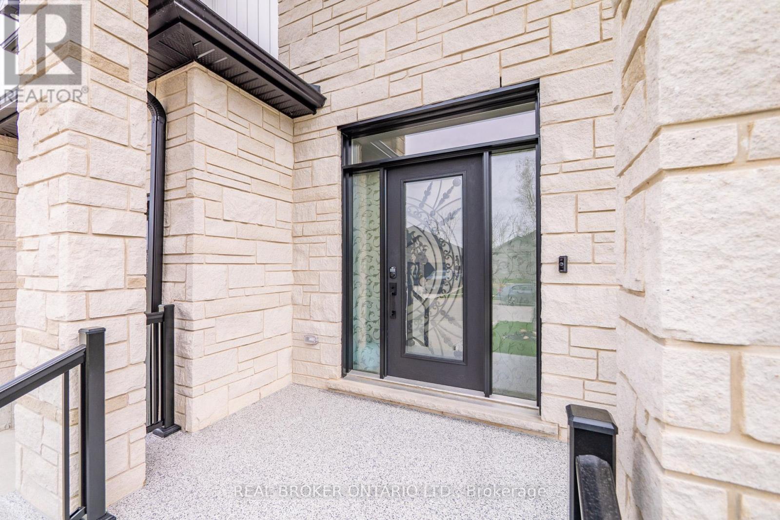 610 Conners Drive, North Perth, Ontario  N4W 0J3 - Photo 8 - X12389005