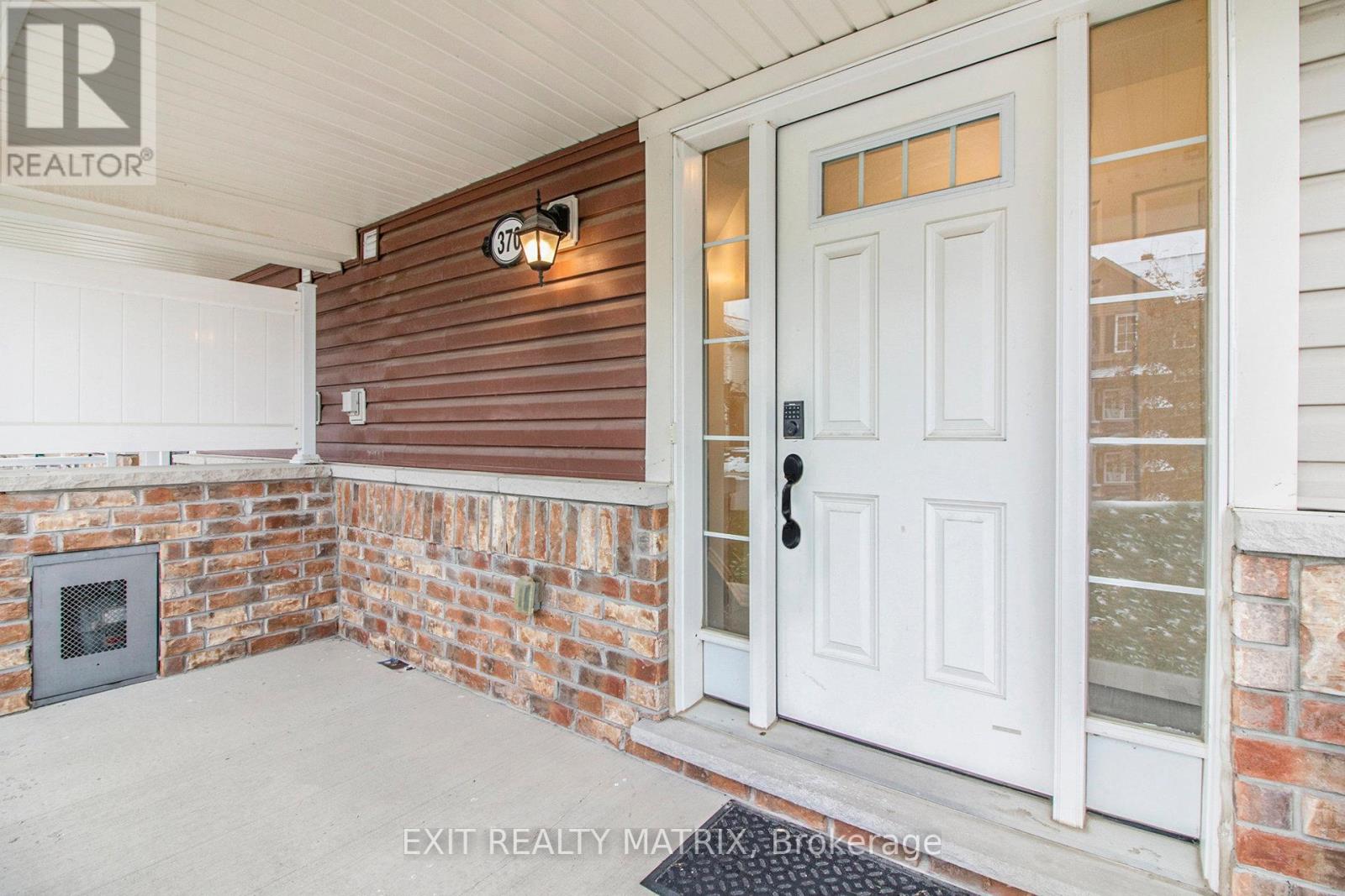 370 Willow Aster Circle, Ottawa, Ontario  K4A 3V1 - Photo 4 - X12557664