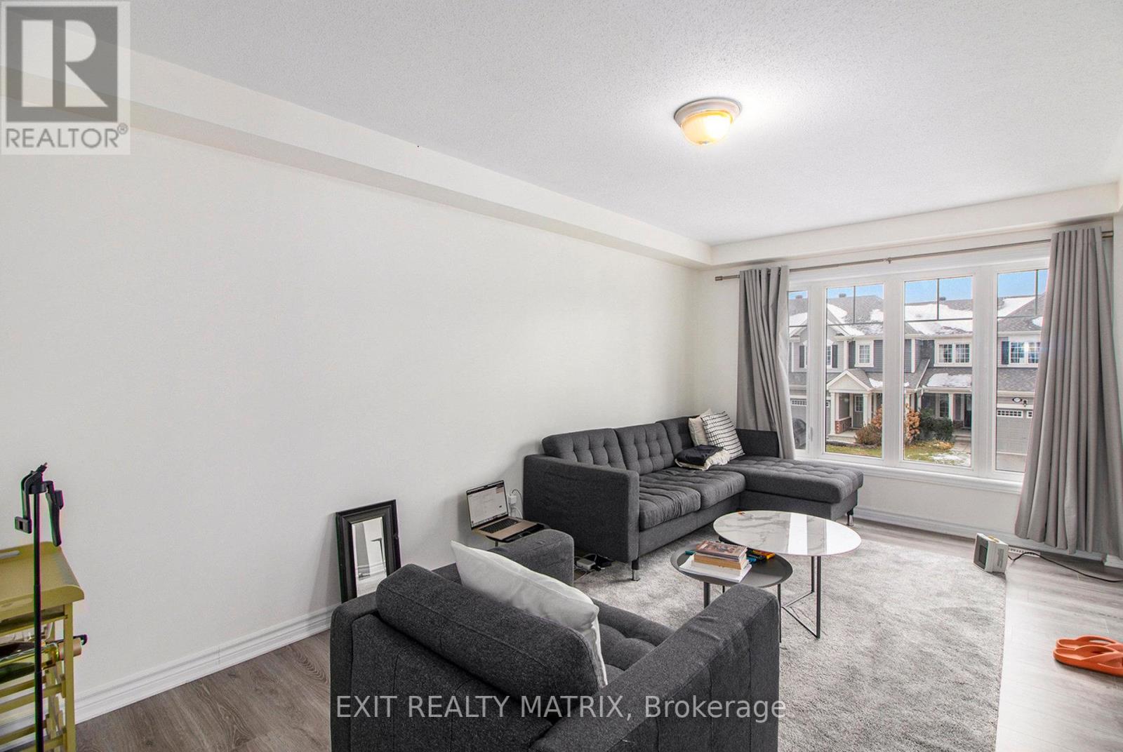 370 Willow Aster Circle, Ottawa, Ontario  K4A 3V1 - Photo 9 - X12557664