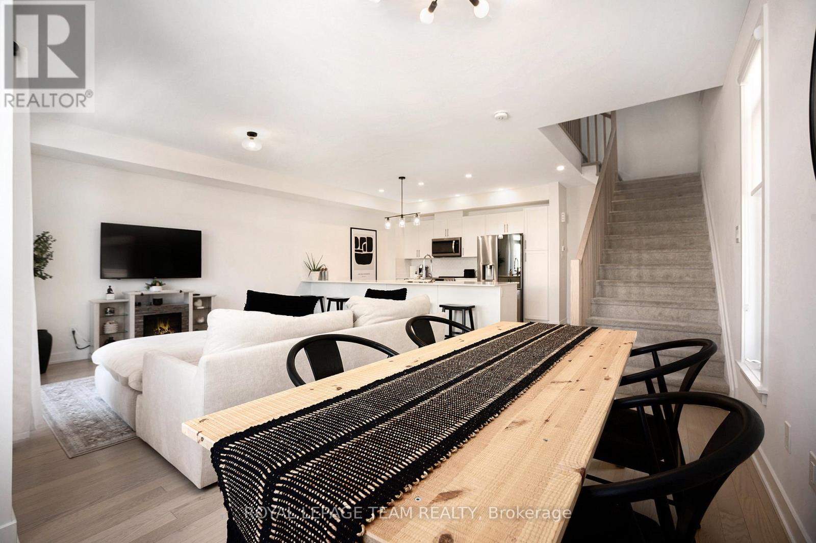 58 Arinto Place, Ottawa, Ontario  K2S 2R7 - Photo 10 - X12557674